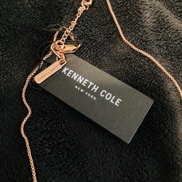 NWT Kenneth Cole Necklace w/ Matching Earrings - Picture 3 of 5